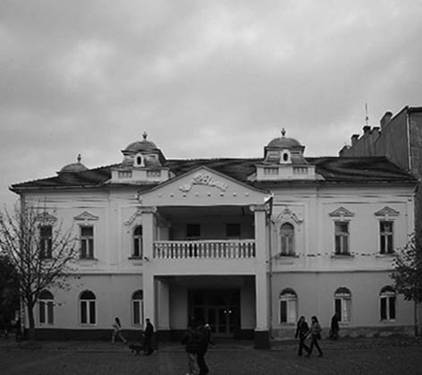 фото: Закарпатський обласний державний російський драматичний театр